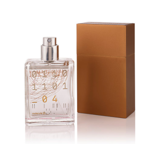 Escentric Molecules Molecule 04 Cased