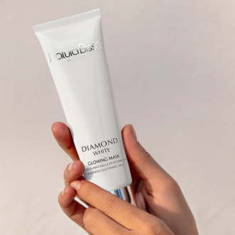 Natura Bissé Diamond White Glowing Mask