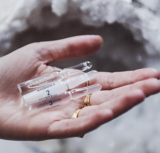 Natura Bissé Diamond Instant Glow ( one time treatment)