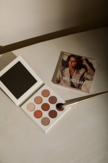 Olcay Gulsen Beauty Hot Hot Baby Eyeshadow Palette