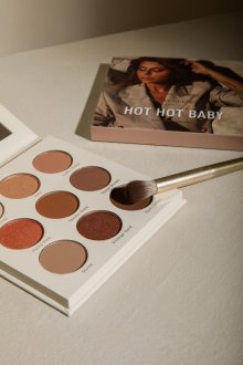 Olcay Gulsen Beauty Hot Hot Baby Eyeshadow Palette